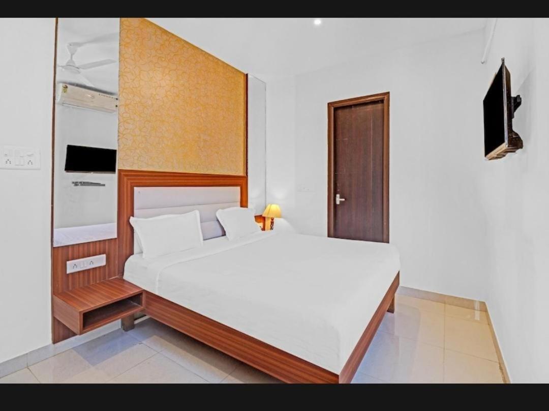 Akshatha Home Stay Bengaluru Kültér fotó